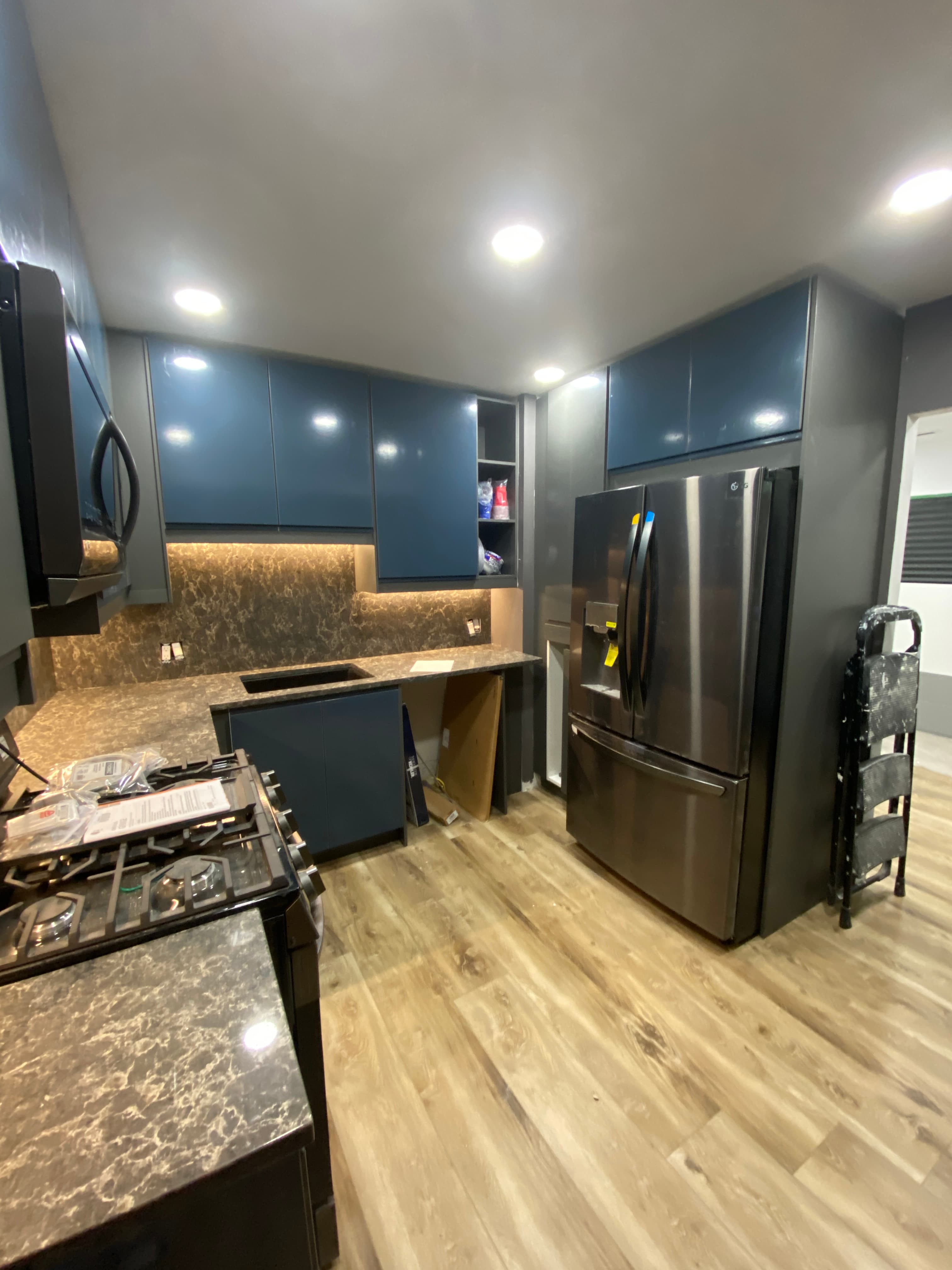 kitchen installation in progress, view 15